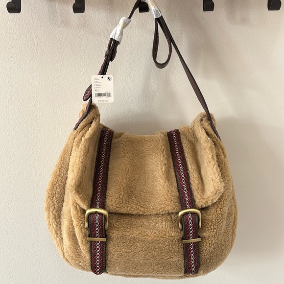 Free People Handbags - Free People Elias Messenger Bag